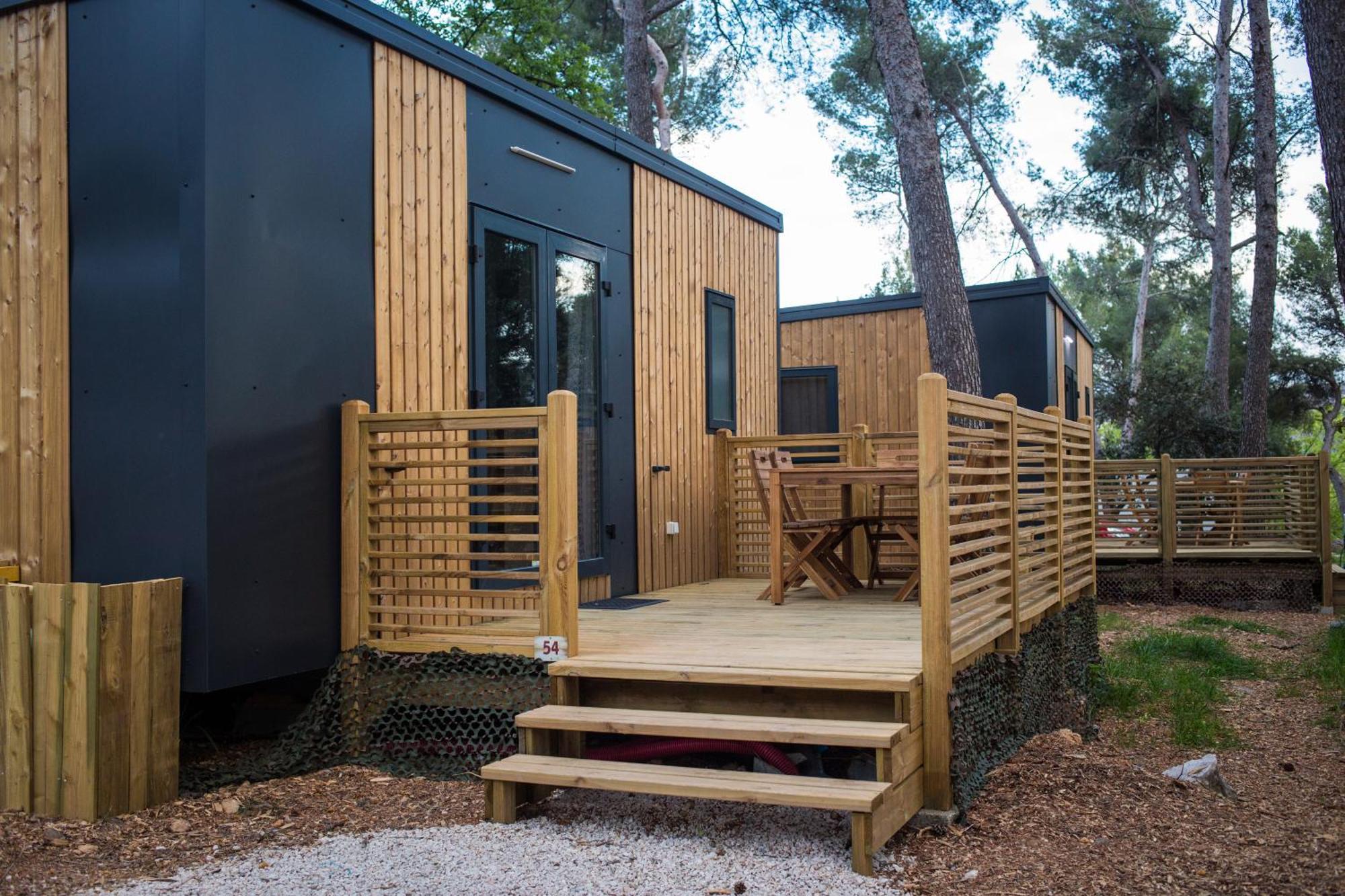 אובן Camping Du Garlaban מראה חיצוני תמונה