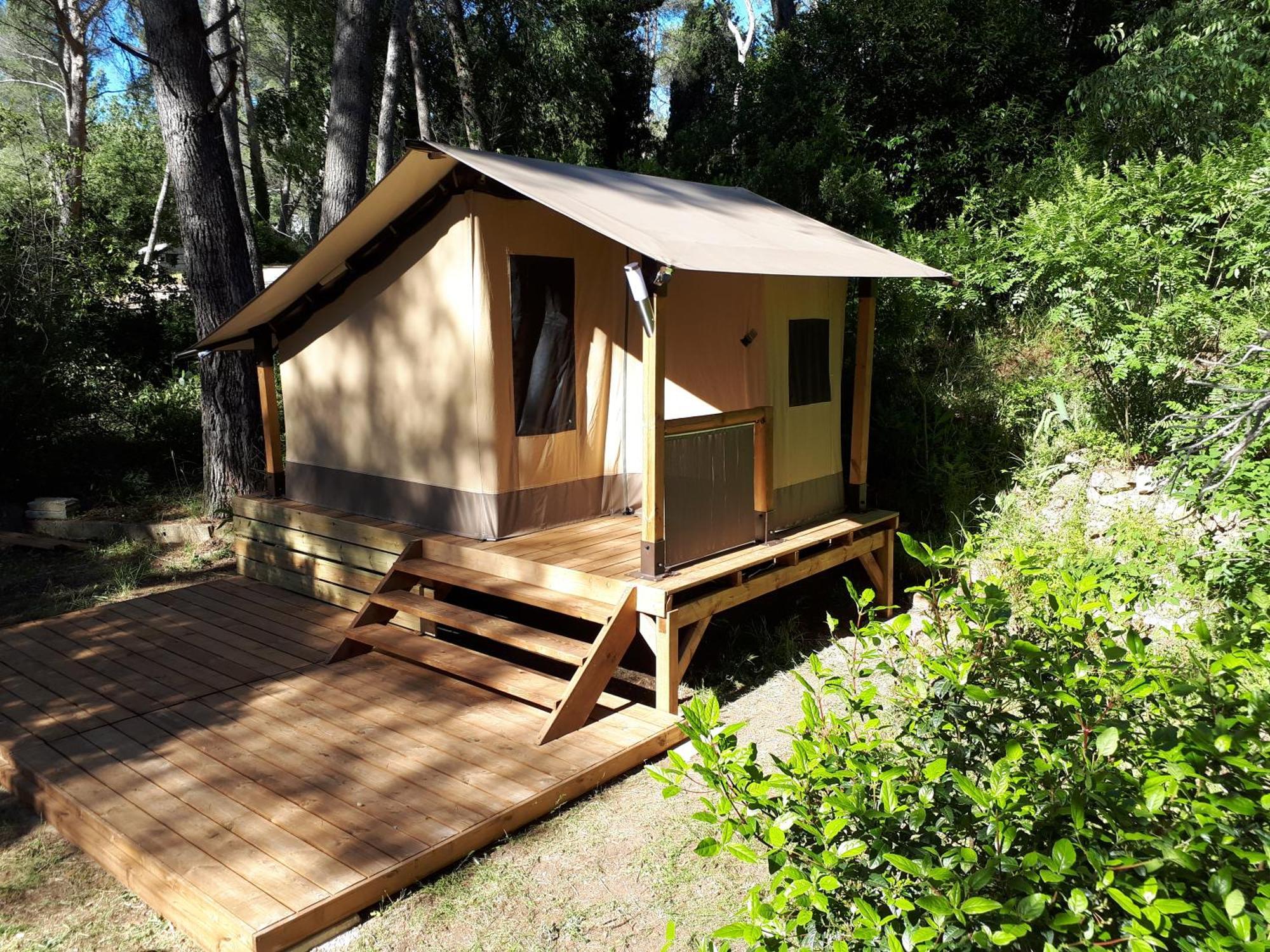 אובן Camping Du Garlaban חדר תמונה
