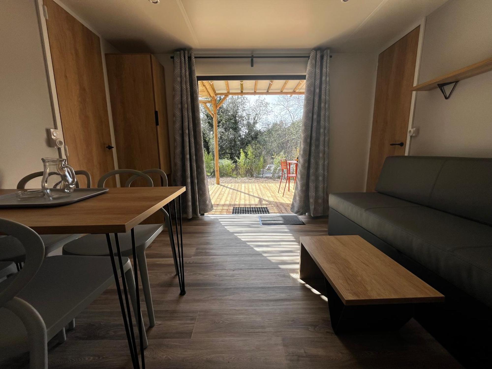 אובן Camping Du Garlaban מראה חיצוני תמונה
